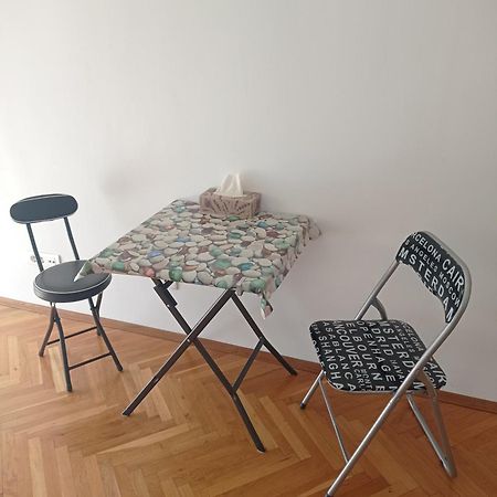 Pretty Big Double Bed Room With Balcony Split Eksteriør billede